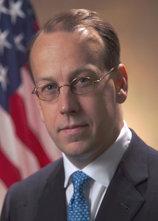 Paul D Clement